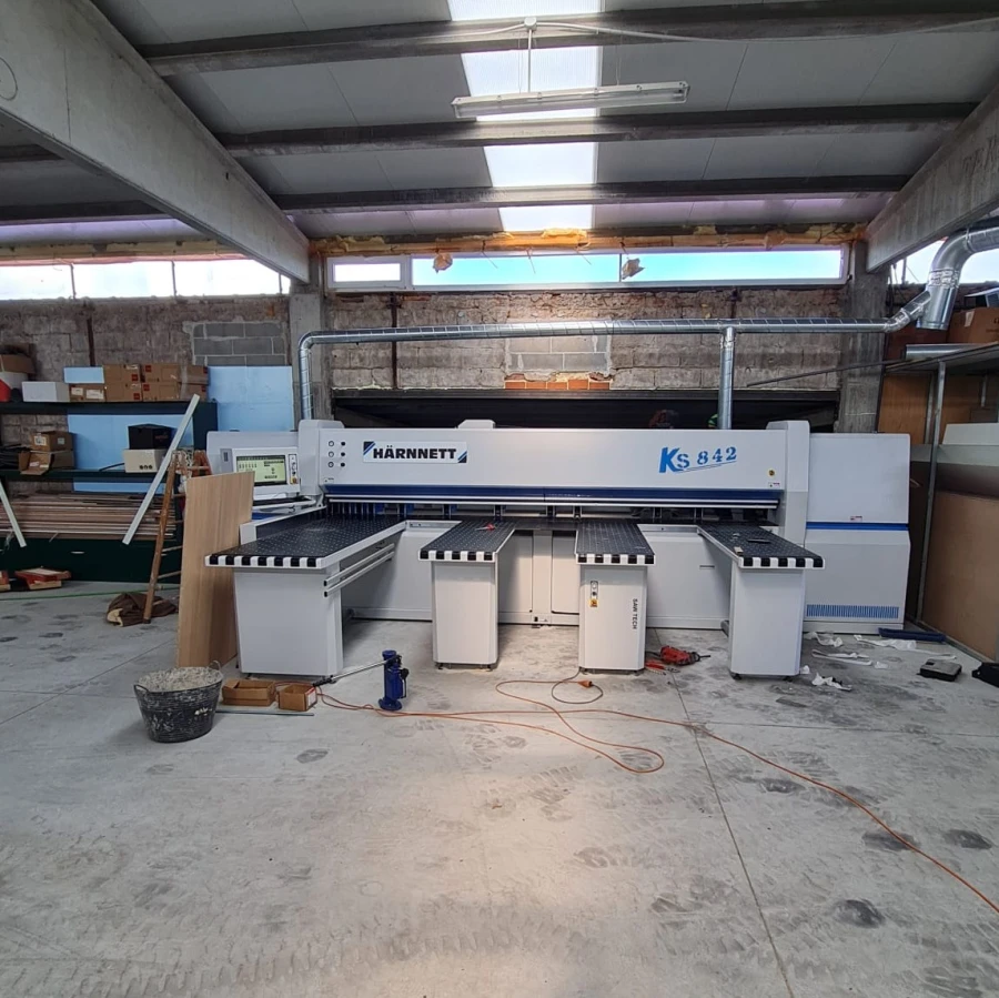 Seccionador de corte automatizado e equipo complementario