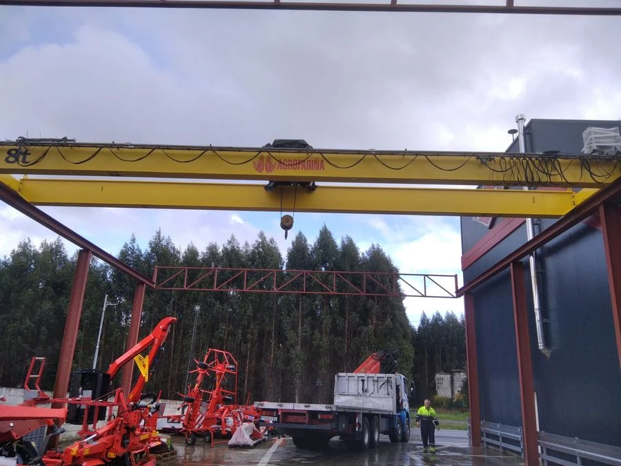 Instalación de ponte grúa