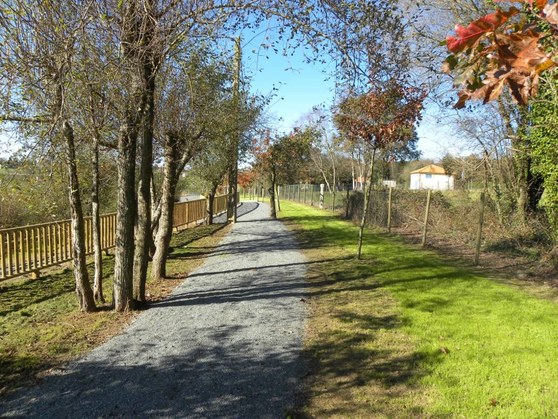 OBRAS DE ACONDICIONAMENTO DO ENTORNO DAS BRAÑAS DE VALGA