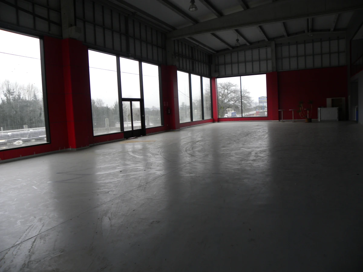 Empresa de servicios de maquinaria agrícola