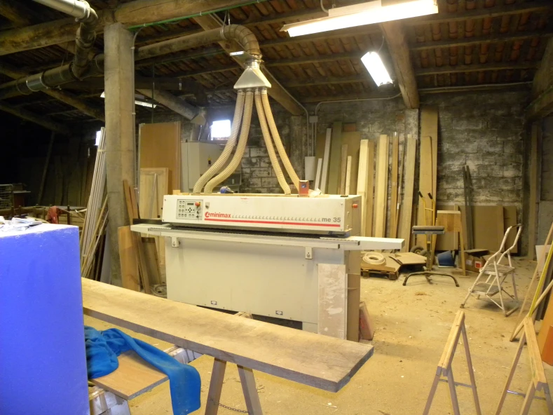 MELLORA DE TALLER ARTESANAL E AMPLIACION DE CARPINTERIA