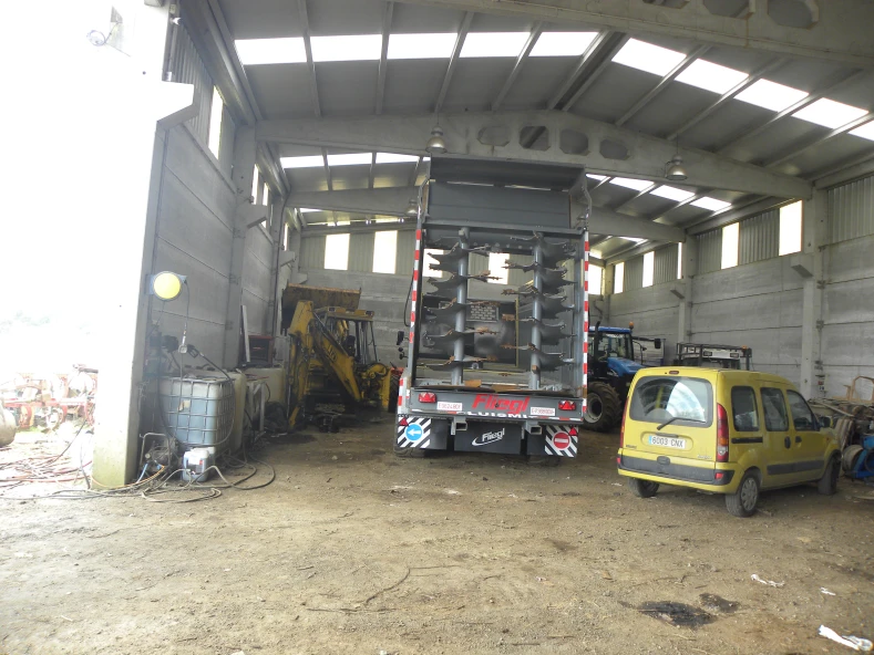 ADQUISICION DE TRACTOR PARA EMPRESA DE OBRAS