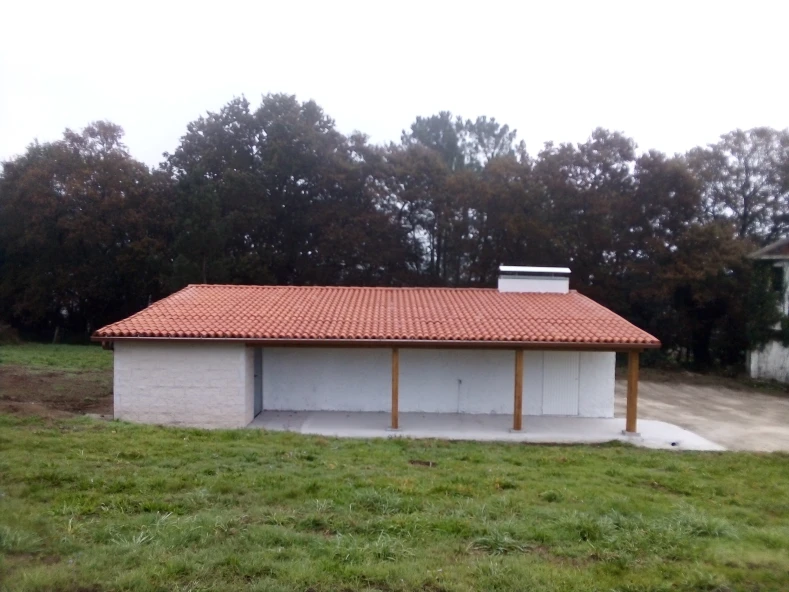 HUMANIZACION E REHABILITACION DO LOCAL SOCIAL DE CASTELO