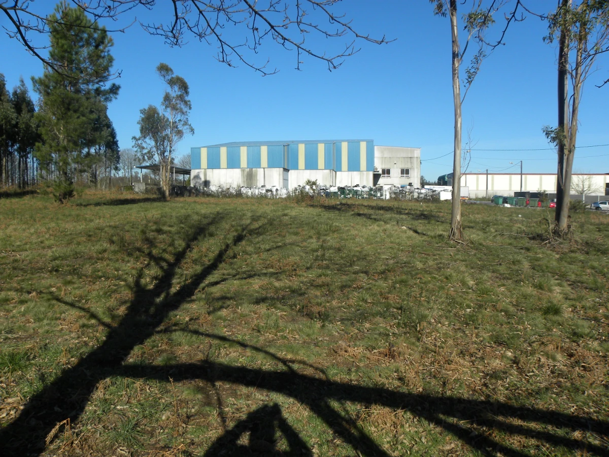 Ampliación e traslado de empresa