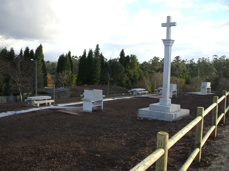 Construcion dunha zona de recreo no lugar de Folgueira