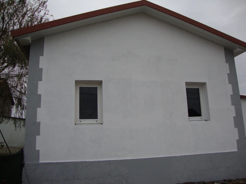 Rehabilitacion e equipamento do local social de Fosado (Montaos).