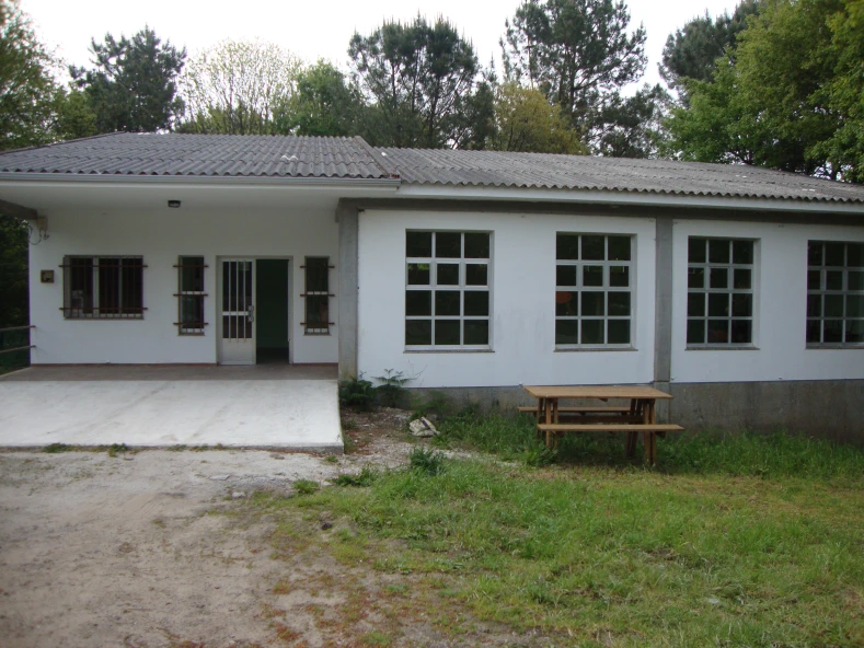 Rehabilitacion e equipamento do local social de Guindiboo (Pereira)