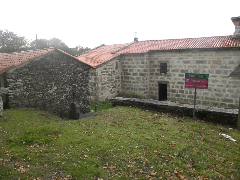 Rehabilitacion e restauracion dos retablos da Igrexa da Gandara