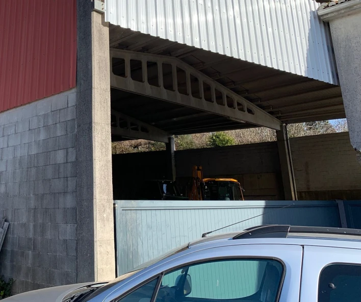 ADQUISICION DE MAQUINARIA PARA EMPRESA DE CONSTRUCIONES